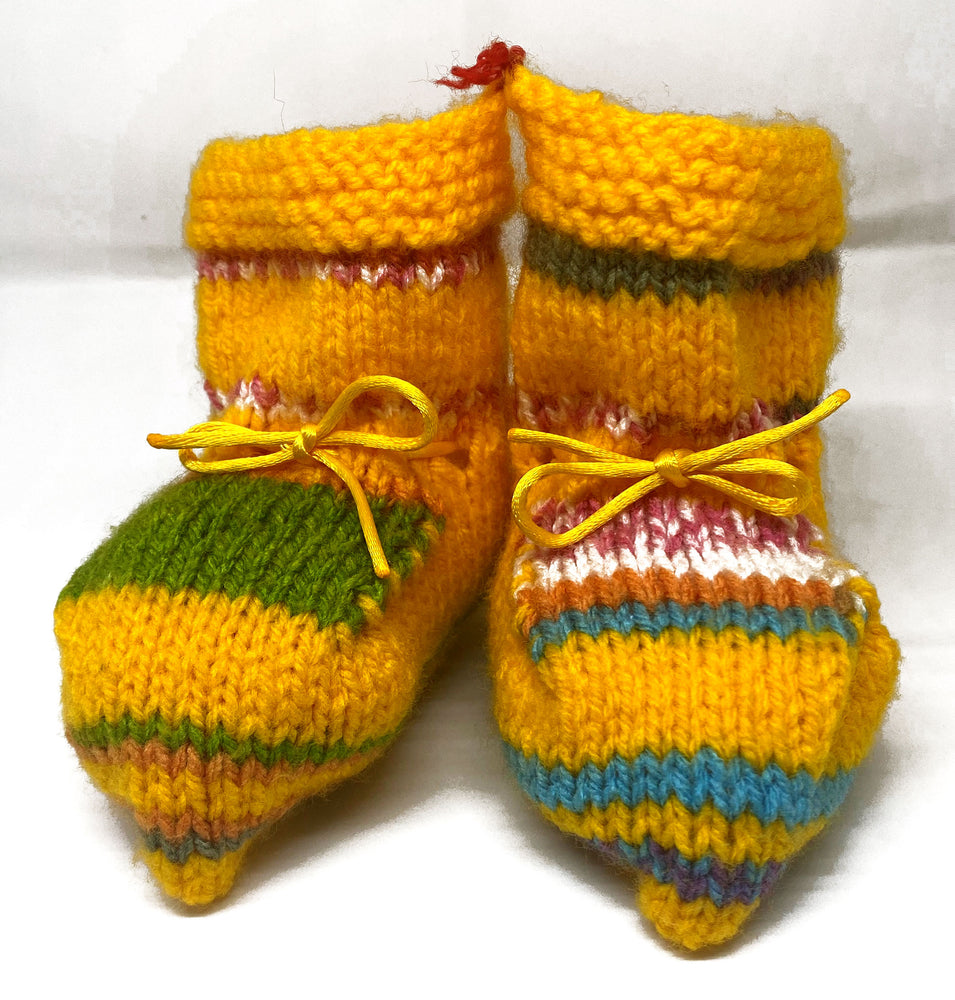 
                  
                    Polkos – Babysöckchen aus Bolivien (diverse Farben, handmade)
                  
                