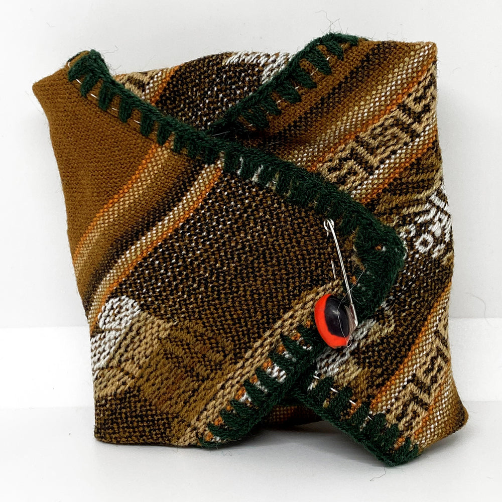 
                  
                    K'oa (klein) mit Awayu
                  
                