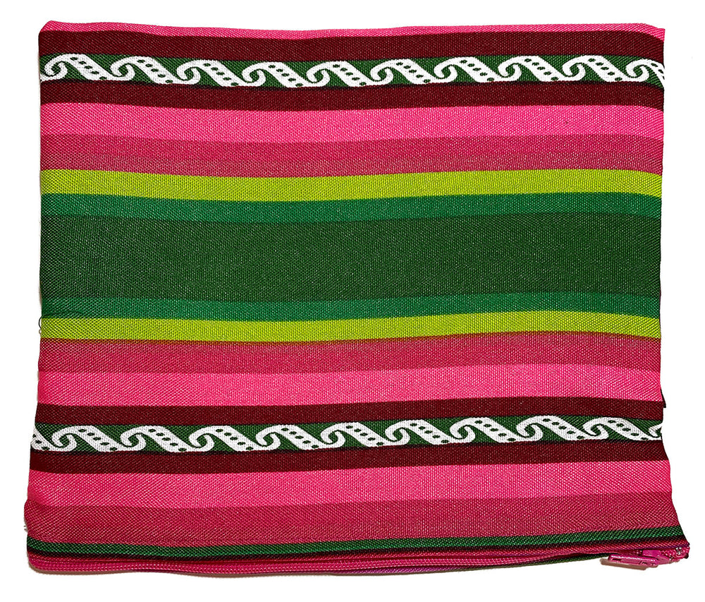 
                  
                    Bolsa de cosméticos (hecha a mano)
                  
                